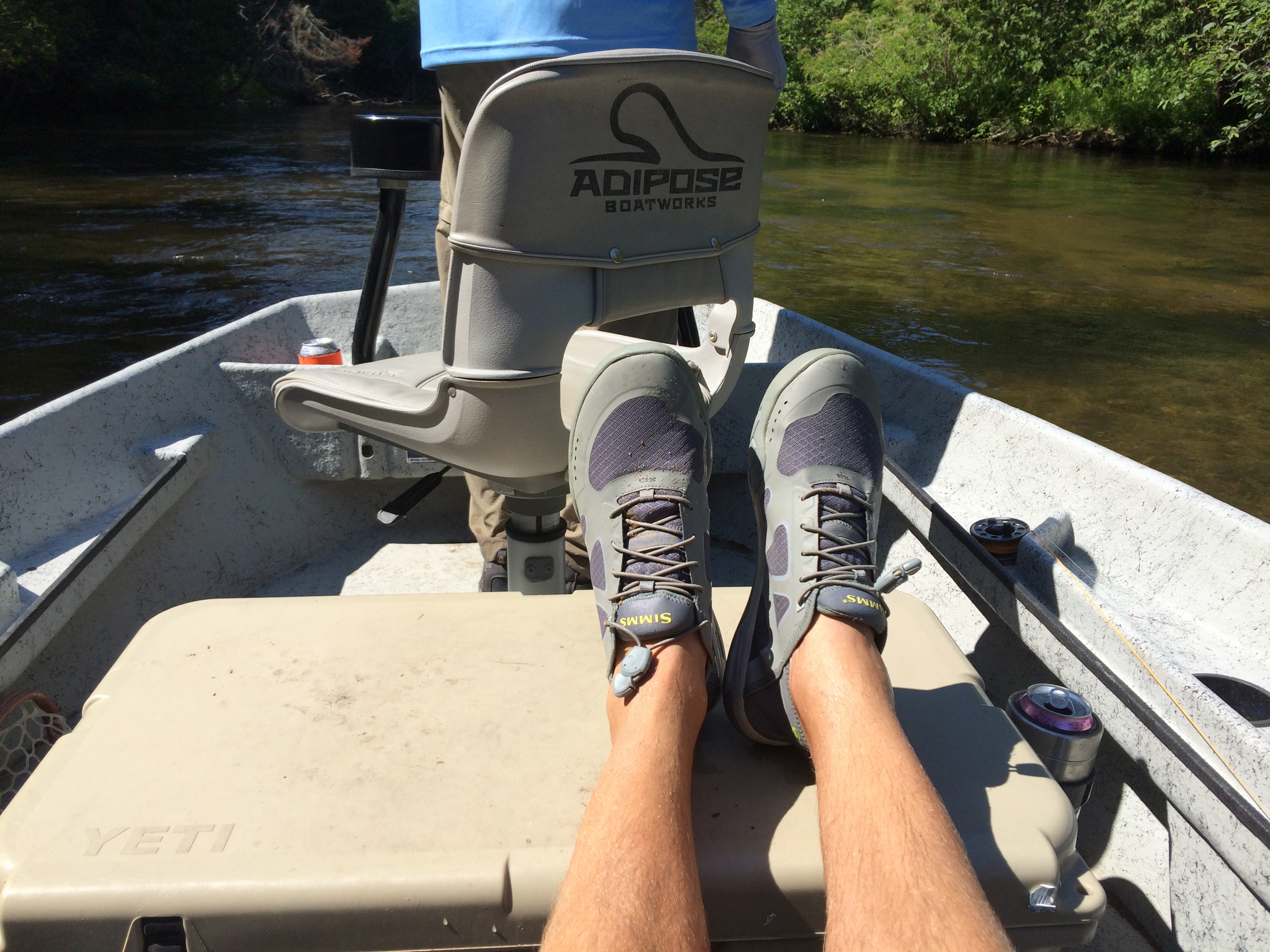 simms currents fishing shoes